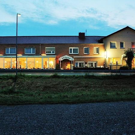 Hotel Meyerhoff Ostrhauderfehn Buitenkant foto